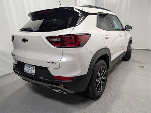 New 2026 Chevrolet TrailBlazer ACTIV w/ Convenience Package image 3