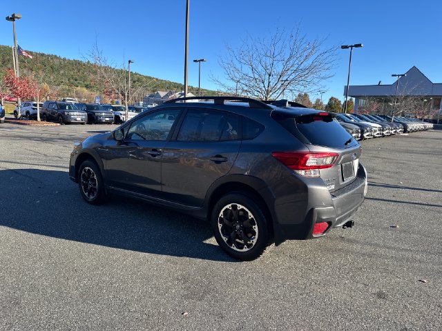 Used 2023 Subaru Crosstrek 2.0i Premium AWD/4WD image 3