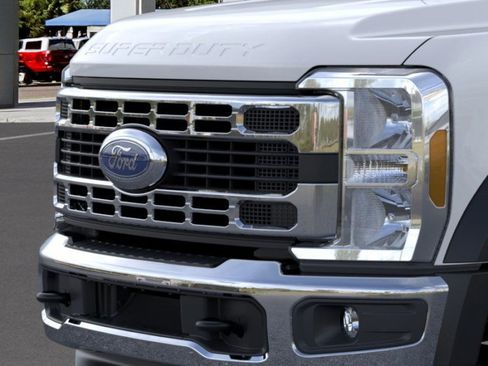 New 2026 Ford F450 XL w/ XL Chrome Package image 17