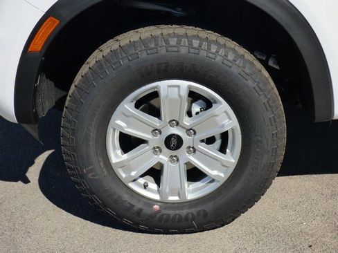 New 2025 Ford Ranger XL image 28