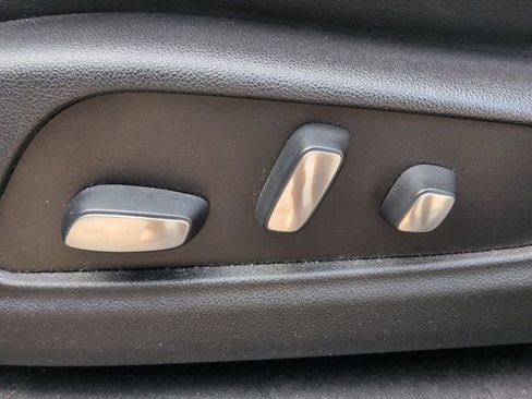 Used 2020 Cadillac XT6 Premium Luxury image 20