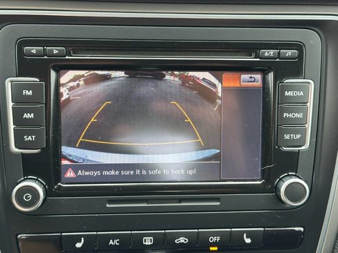 Used 2015 Volkswagen Passat 1.8T Limited Edition image 41