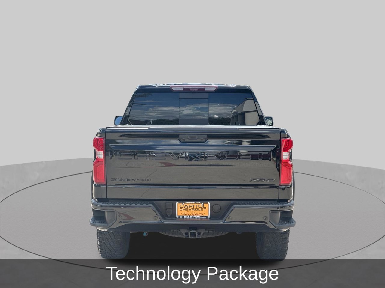 Used 2024 Chevrolet Silverado 1500 ZR2 w/ Technology Package AWD/4WD image 4
