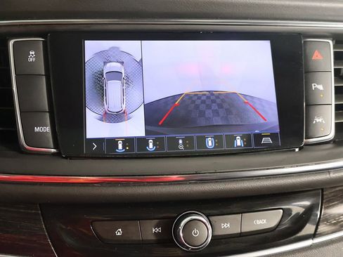 Used 2021 Buick Enclave Avenir w/ Avenir Technology Package FWD image 47