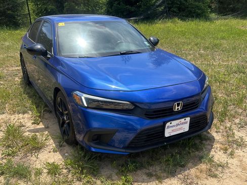 Used 2024 Honda Civic Sport image 1