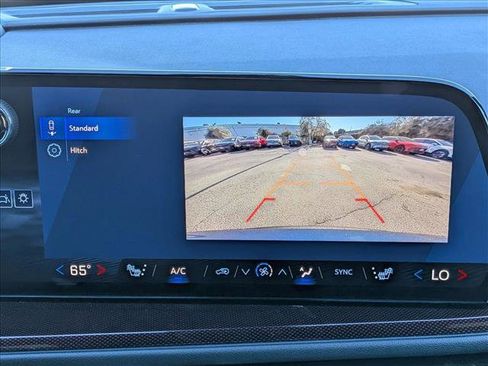 New 2026 Chevrolet Traverse Z71 image 12