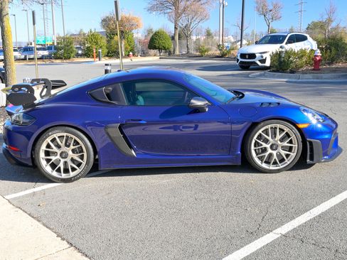 Used 2025 Porsche 718 Cayman GT4 RS image 4