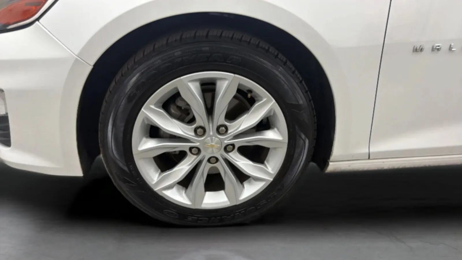 Used 2021 Chevrolet Malibu LT FWD image 29