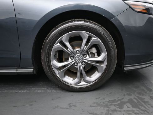 Used 2023 Honda Accord EX image 10