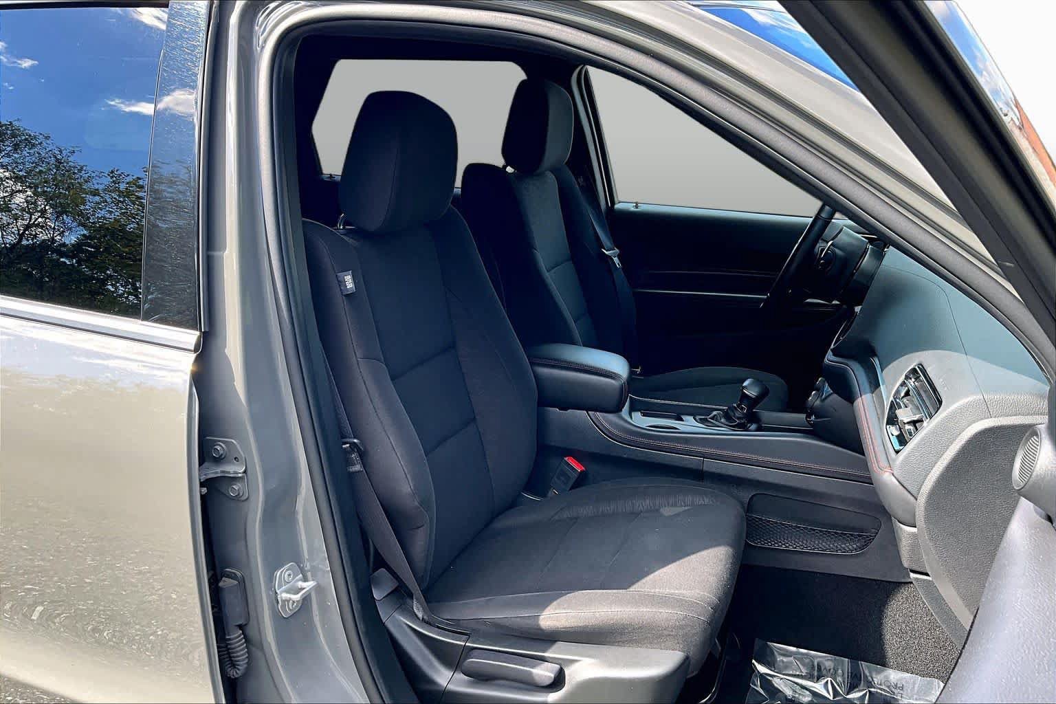 Used 2025 Dodge Durango GT AWD/4WD image 9
