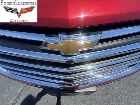 Used 2019 Chevrolet Equinox Premier w/ LPO, Cargo Package FWD image 36