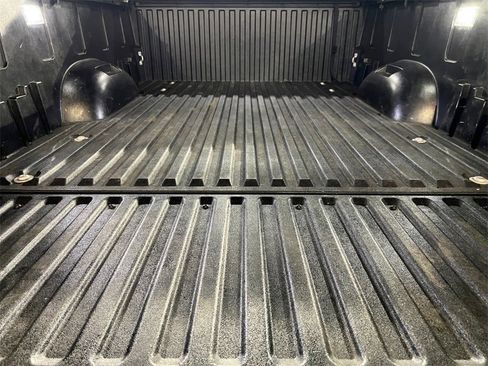 Used 2023 Toyota Tundra Platinum image 5