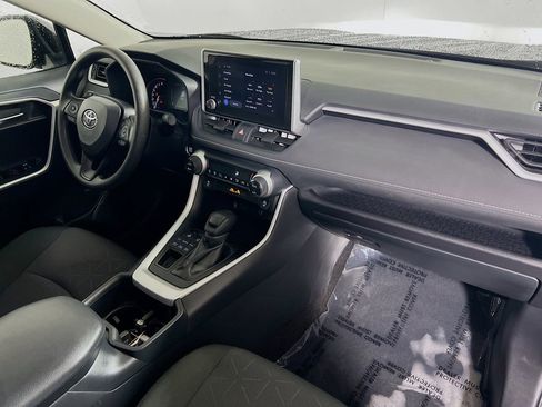 Certified 2025 Toyota RAV4 XLE image 25