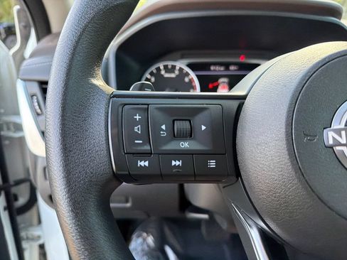 Certified 2023 Nissan Rogue S FWD image 18