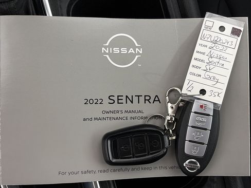 Certified 2022 Nissan Sentra SV FWD image 30