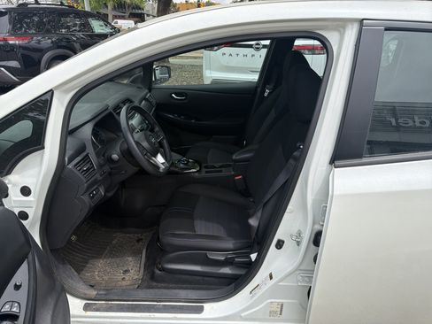 Used 2019 Nissan Leaf SV FWD image 3