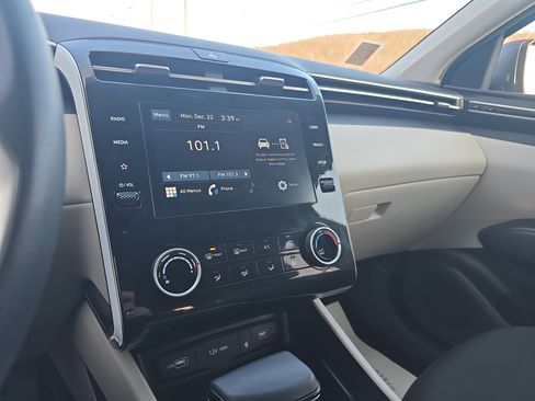 Used 2023 Hyundai Tucson SEL image 24