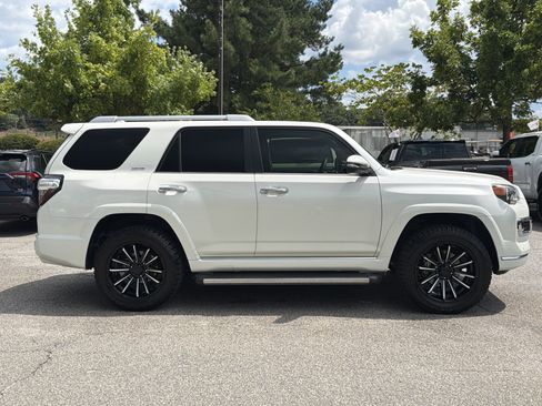 Used 2019 Toyota 4Runner Limited RWD image 17