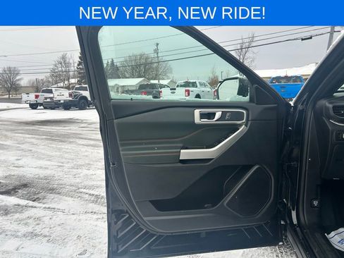 Certified 2022 Ford Explorer Timberline image 5