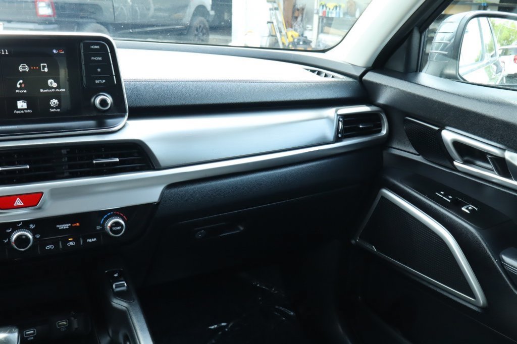 Used 2021 Kia Telluride S FWD image 28