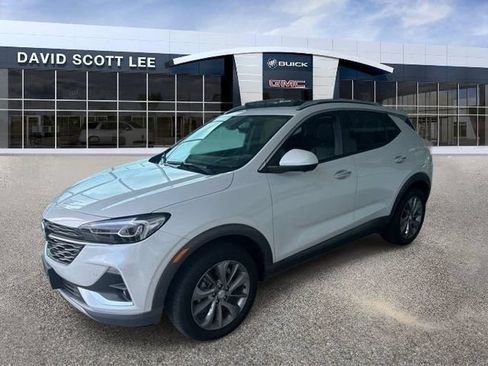 Used 2023 Buick Encore GX Essence w/ Advanced Technology Package AWD/4WD image 5