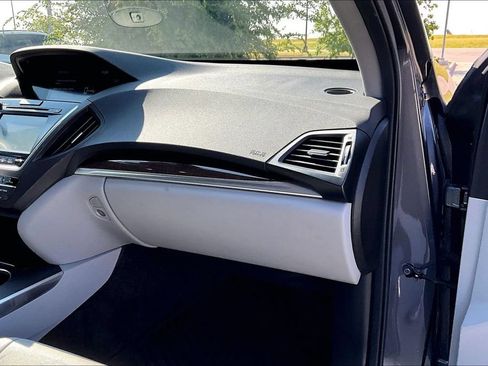 Certified 2018 Acura MDX FWD w/ Technology Package image 18