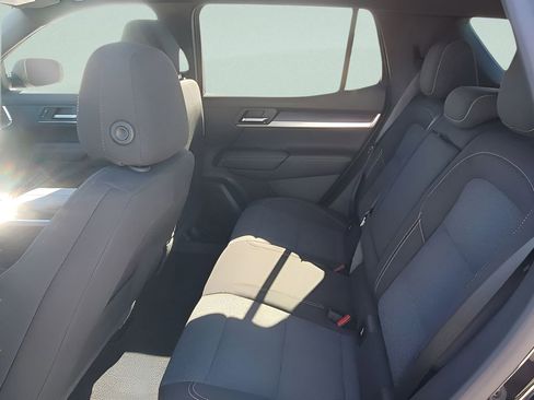Used 2025 GMC Terrain Elevation AWD/4WD image 17