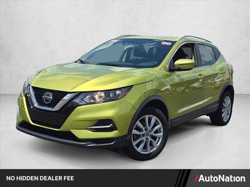 Used 2020 Nissan Rogue Sport SV FWD image 1