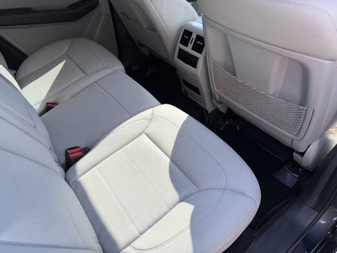 Used 2015 Mercedes-Benz ML 350 4MATIC image 25