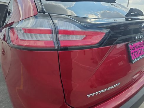 Used 2021 Ford Edge Titanium FWD image 30