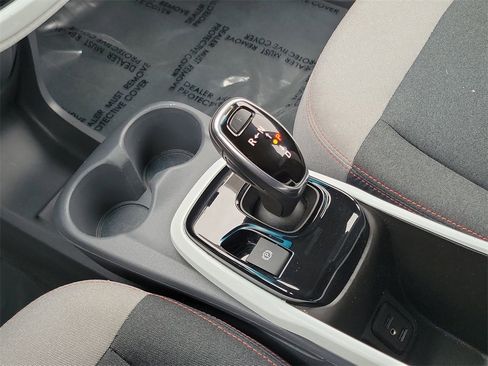 Used 2020 Chevrolet Bolt LT image 11