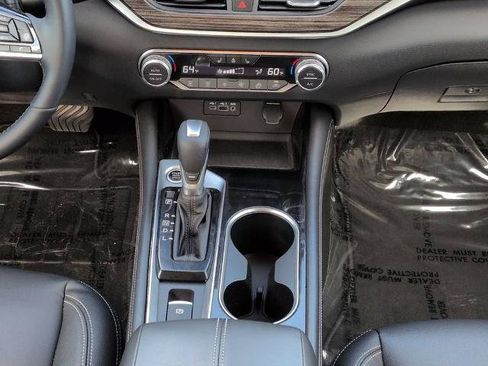 Certified 2020 Nissan Altima 2.5 Platinum FWD image 18