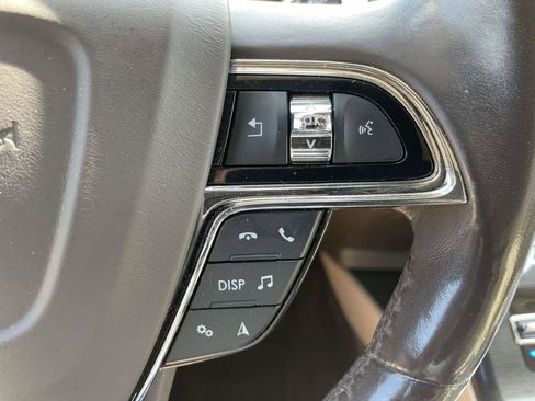 Used 2022 Lincoln Nautilus Reserve FWD image 24