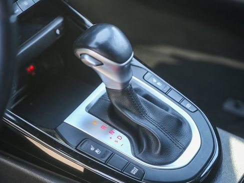 Used 2023 Kia Forte GT-Line w/ GT-Line Premium Package image 20