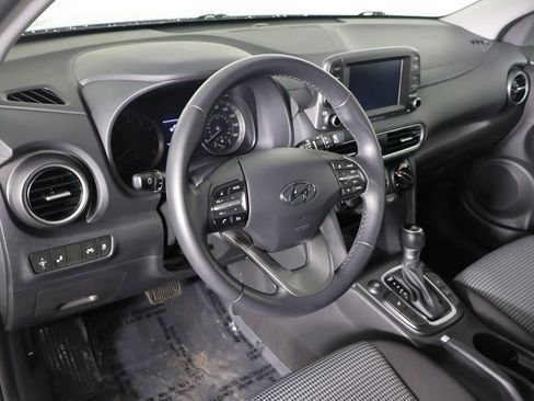 Used 2020 Hyundai Kona SEL AWD/4WD image 25