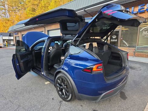 Used 2022 Tesla Model X Plaid image 20