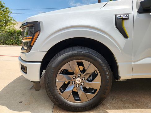 Certified 2025 Ford F150 STX w/ Equipment Group 200A RWD image 5