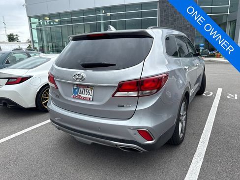 Used 2017 Hyundai Santa Fe AWD image 7