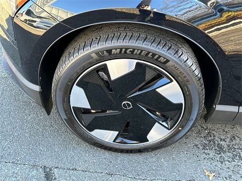 New 2026 Volvo EX30 Plus image 8