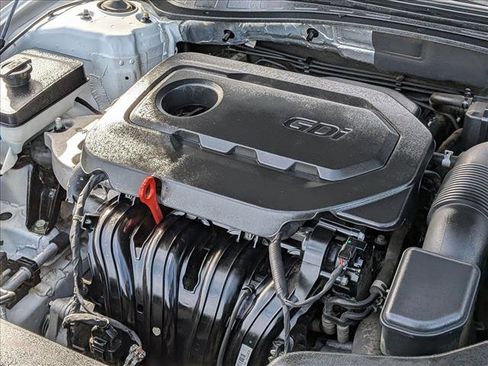 Used 2020 Kia Optima LX image 21