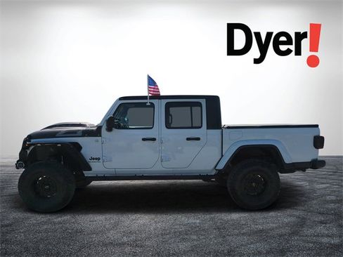Used 2021 Jeep Gladiator Sport image 7