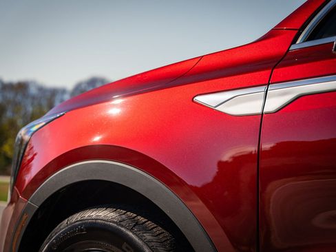 Used 2025 Kia Sorento LX image 22