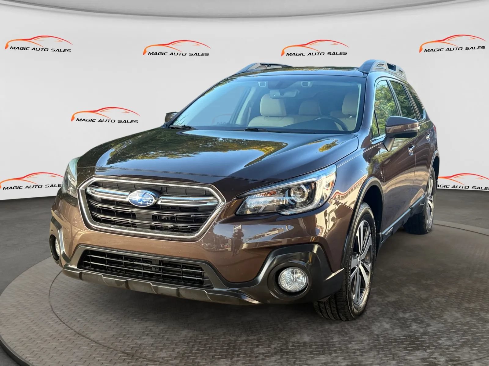 Used 2019 Subaru Outback 2.5i Limited w/ Protection Package #1 AWD/4WD image 1