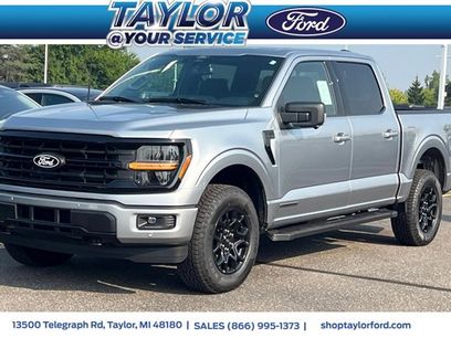 New 2025 Ford F150 XLT w/ Equipment Group 302A MID