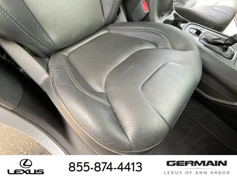 Used 2019 Jeep Cherokee Limited AWD/4WD image 21