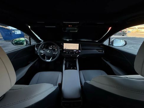 Used 2025 Lexus RX 350 F Sport image 47