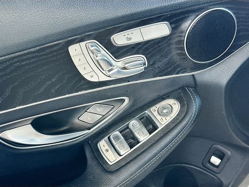 Used 2018 Mercedes-Benz C 300 Sedan image 16