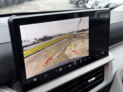 New 2026 Ford Explorer Active w/ Active Comfort Package image 18