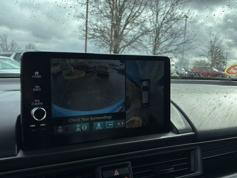 Used 2024 Honda Pilot TrailSport image 22