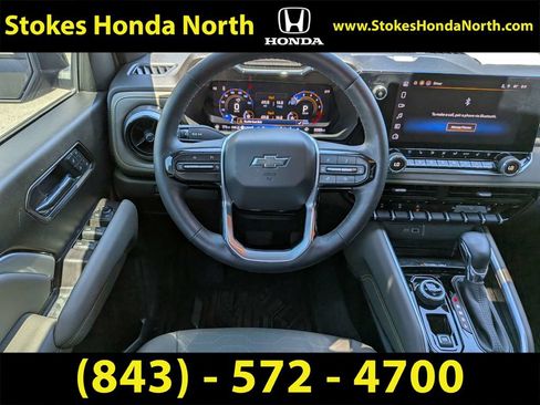 Used 2026 Chevrolet Colorado ZR2 w/ Technology Package AWD/4WD image 18